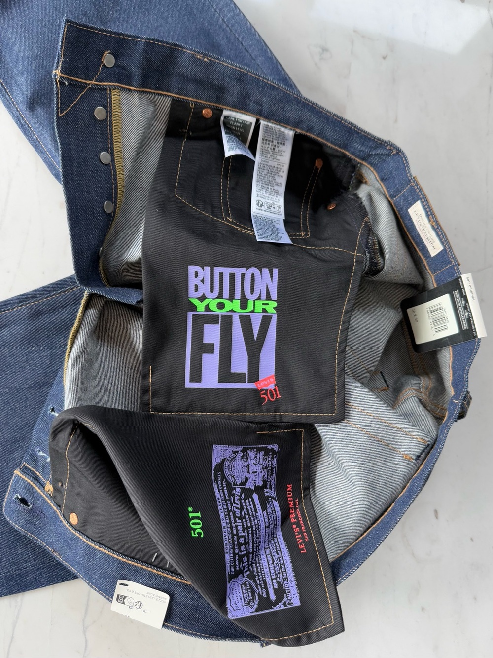 New LEVI’S Premium 501 Button Your Fly Original 32x32 men’s - Picture 12 of 16